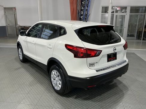Used 2019 Nissan Rogue Sport S image 32