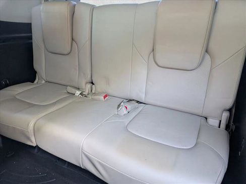 Used 2021 Nissan Armada SL image 19