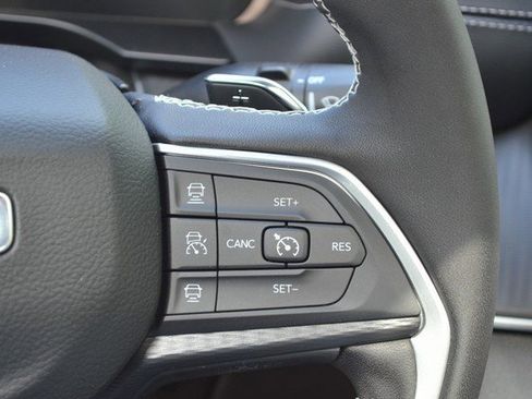 New 2025 Jeep Grand Cherokee L Laredo w/ Luxury Tech Group I image 21