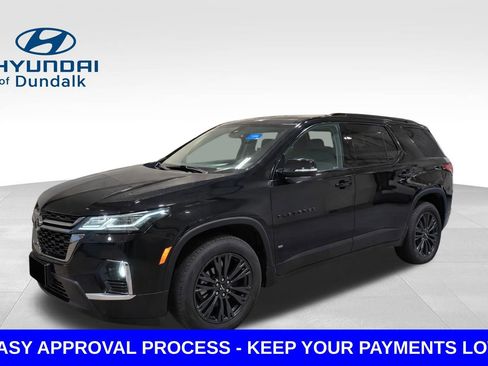 Used 2023 Chevrolet Traverse RS image 1