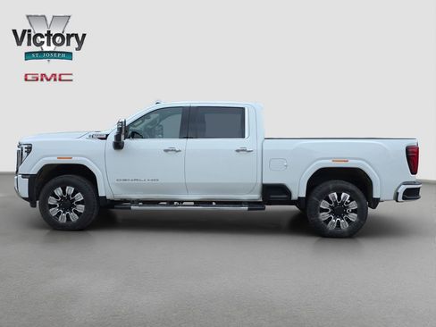Used 2025 GMC Sierra 2500 Denali w/ Technology Package image 6
