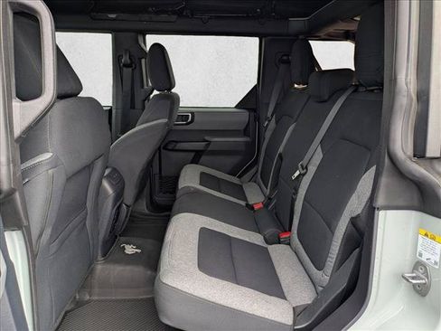 Certified 2023 Ford Bronco Big Bend w/ Sasquatch Package AWD/4WD image 17