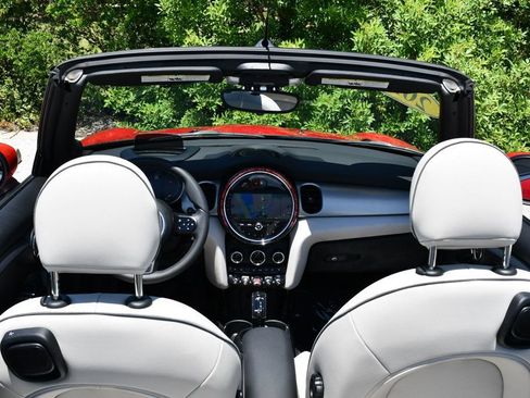 Used 2024 MINI Cooper S FWD image 62