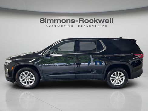 Used 2023 Chevrolet Traverse LS w/ LPO, Floor Liner Package AWD/4WD image 2