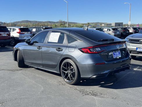 Certified 2025 Honda Civic Sport image 3