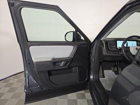 Used 2023 Rivian R1T Adventure AWD/4WD image 16