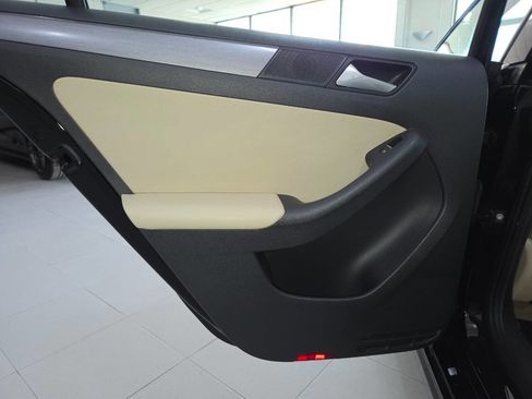 Used 2014 Volkswagen Jetta TDI FWD image 19