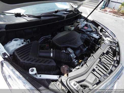 Used 2017 Cadillac XT5 Luxury image 7