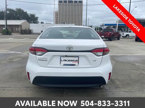 Used 2024 Toyota Corolla LE FWD image 4