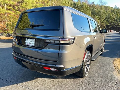 New 2026 Jeep Grand Wagoneer L Limited image 5