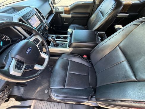 Used 2019 Ford F150 Lariat image 15