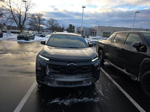 Used 2025 Chevrolet Equinox RS w/ Safety and Technology Package image 16