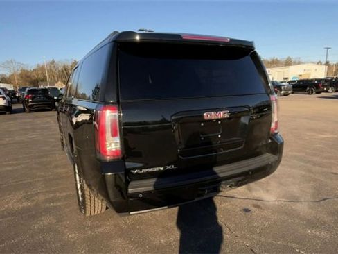 Used 2018 GMC Yukon XL SLT image 7