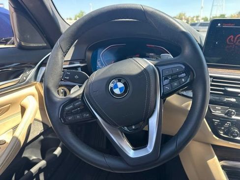 Used 2022 BMW 530i xDrive w/ Executive Package AWD/4WD image 18