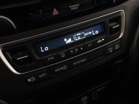 Used 2023 Honda Passport TrailSport image 27