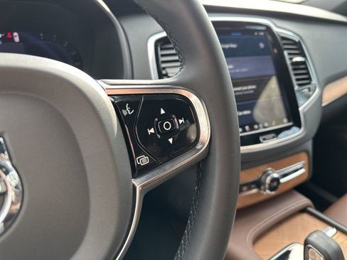 Certified 2024 Volvo XC90 B5 Plus image 29