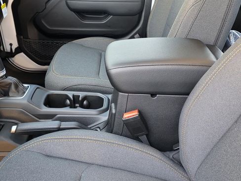 New 2026 Jeep Gladiator Sport image 8