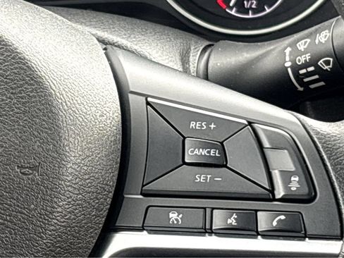 Used 2024 Nissan Sentra SV FWD image 13