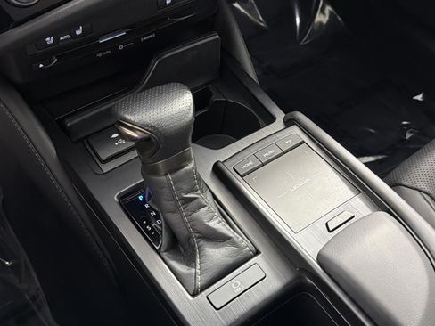 Used 2022 Lexus ES 350 F Sport w/ Accessory Package FWD image 33