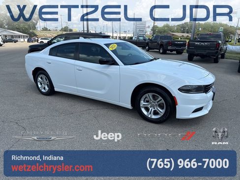 Certified 2023 Dodge Charger SXT image 1
