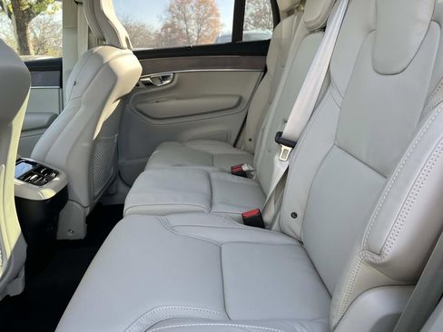 New 2026 Volvo XC90 B6 Ultra image 19