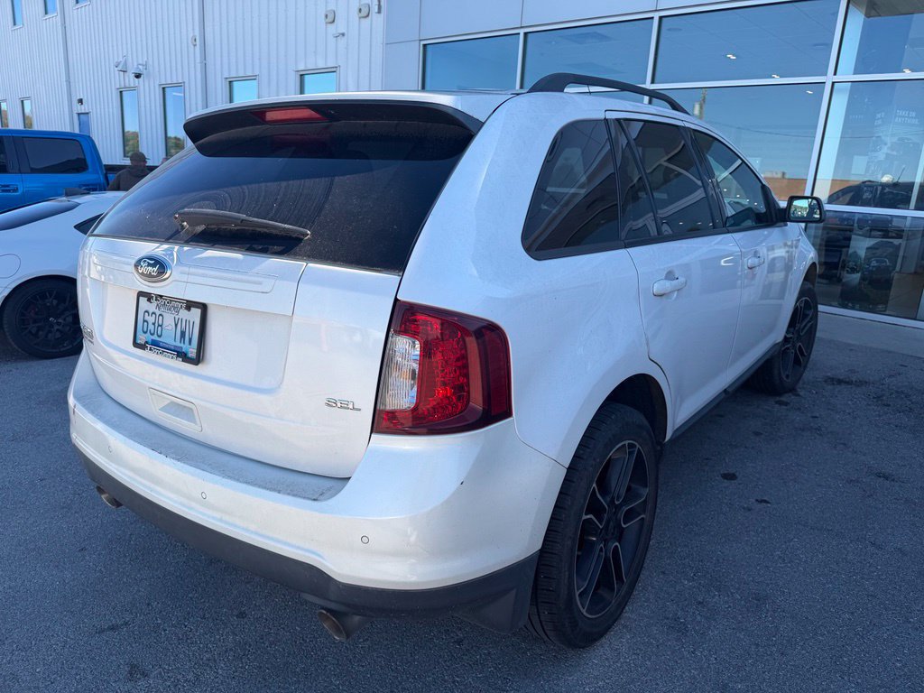 Used 2013 Ford Edge SEL FWD image 4