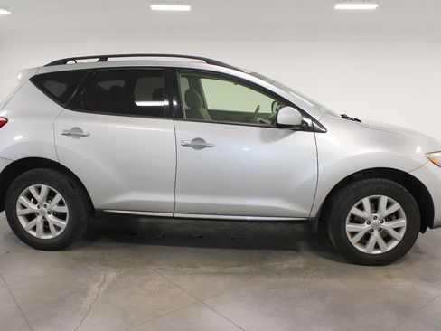 Used 2013 Nissan Murano SV w/ Value Pkg image 11