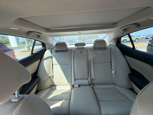 Used 2017 Nissan Maxima 3.5 SL FWD image 11