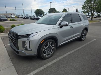 Used 2023 Hyundai Palisade Limited w/ Cargo Package