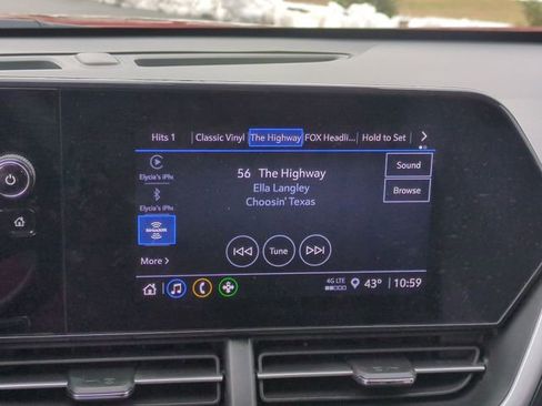 Used 2024 Chevrolet Trax RS w/ Driver Confidence Package image 20