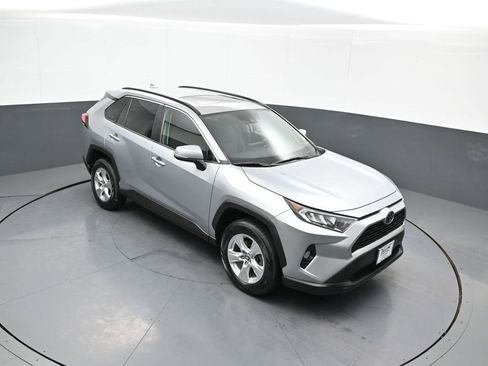 Certified 2021 Toyota RAV4 XLE image 34