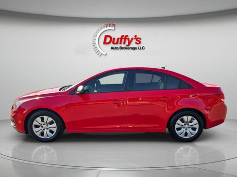 Used 2015 Chevrolet Cruze LS image 12