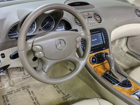 Used 2008 Mercedes-Benz SL 550 image 21