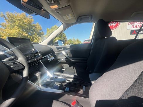 New 2026 Mitsubishi Eclipse Cross LE image 10