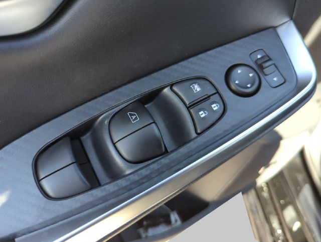 Certified 2025 Nissan Sentra SR w/ SR Premium Package FWD image 26