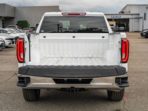 Used 2025 GMC Sierra 1500 SLT image 15