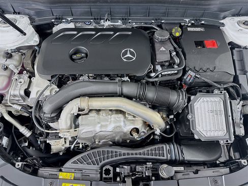 New 2026 Mercedes-Benz GLB 250 GLB 250 image 32