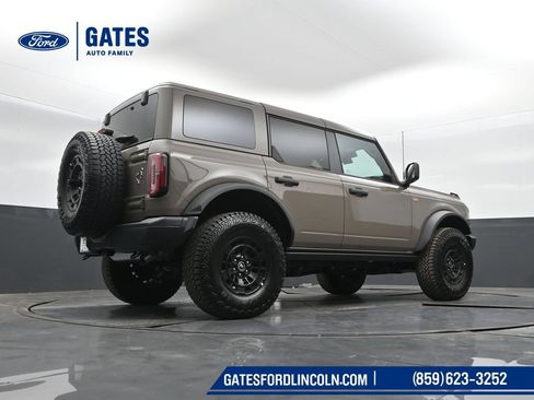 Used 2026 Ford Bronco Badlands AWD/4WD image 38