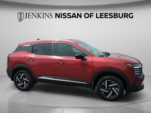 New 2026 Nissan Kicks SV w/ SV Premium Package FWD image 2