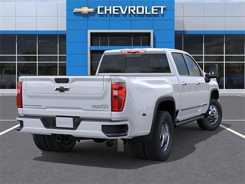 New 2026 Chevrolet Silverado 3500 High Country w/ High Country Premium Package image 4