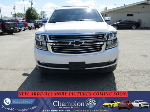 Used 2019 Chevrolet Tahoe Premier w/ Premier Plus Edition AWD/4WD image 2