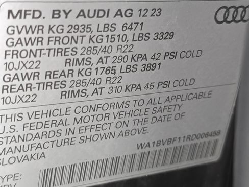 Used 2024 Audi Q8 Premium Plus AWD/4WD image 36