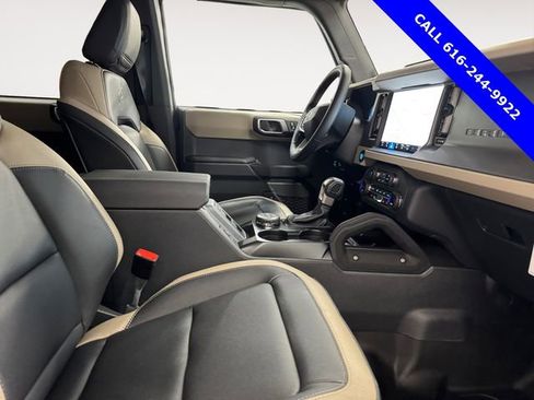 New 2025 Ford Bronco Big Bend w/ Black Diamond Package image 21