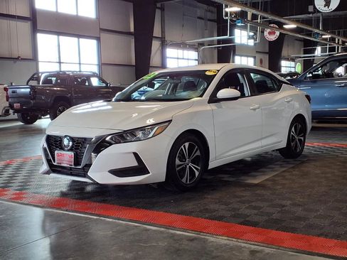 Used 2023 Nissan Sentra SV FWD image 3