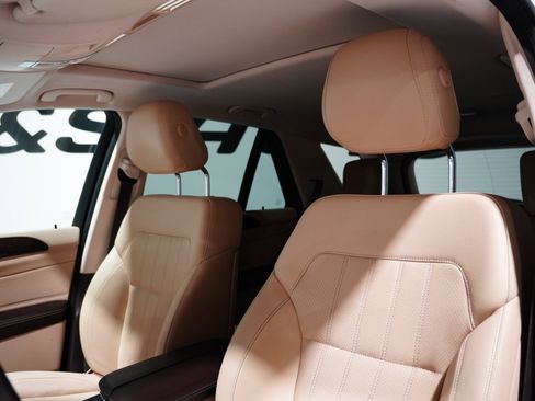 Used 2016 Mercedes-Benz GLE 350 SUV image 12