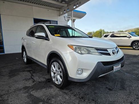 Used 2013 Toyota RAV4 Limited AWD/4WD image 3