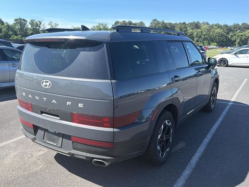 Used 2026 Hyundai Santa Fe SEL FWD image 4