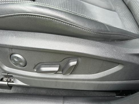 Used 2022 Audi SQ5 Premium Plus AWD/4WD image 30