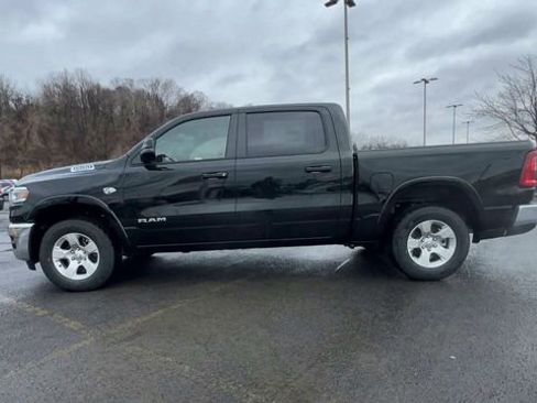 New 2026 RAM 1500 4x4 Crew Cab image 5