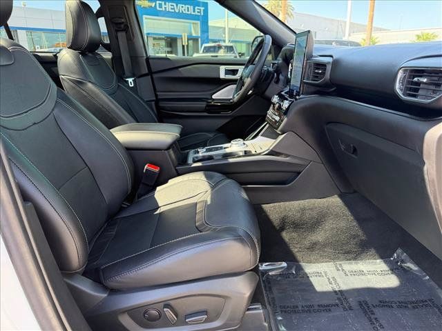 Used 2023 Ford Explorer ST w/ Equipment Group 401A AWD/4WD image 13